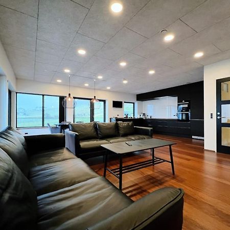 Stunning Ocean View Penthouse Apartment Oravik エクステリア 写真