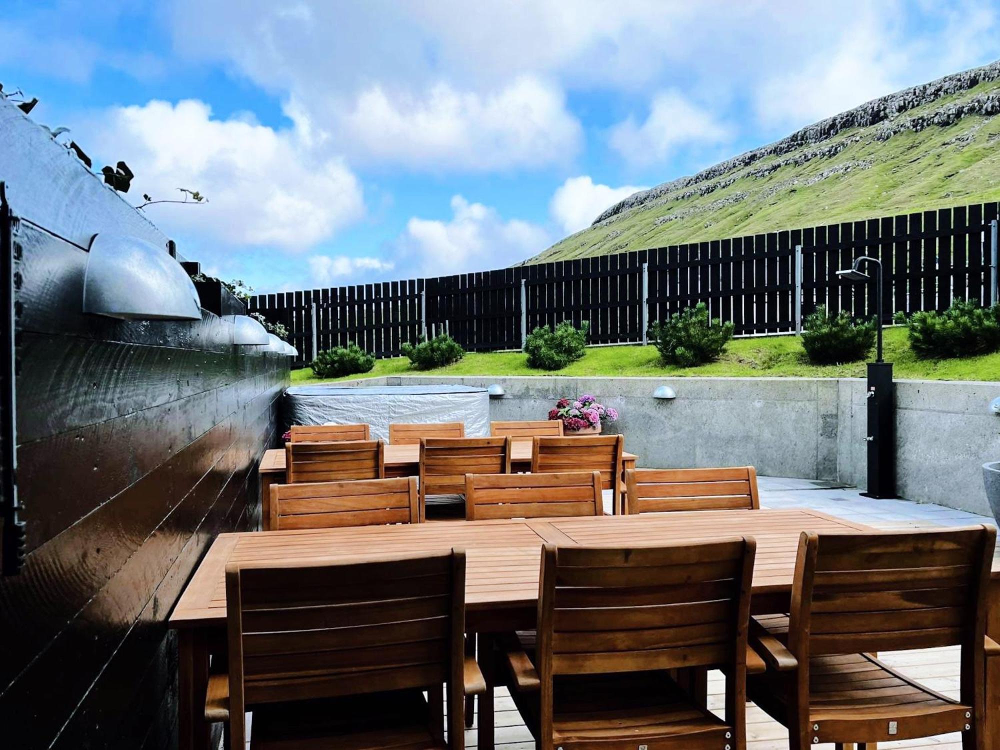 Stunning Ocean View Penthouse Apartment Oravik エクステリア 写真