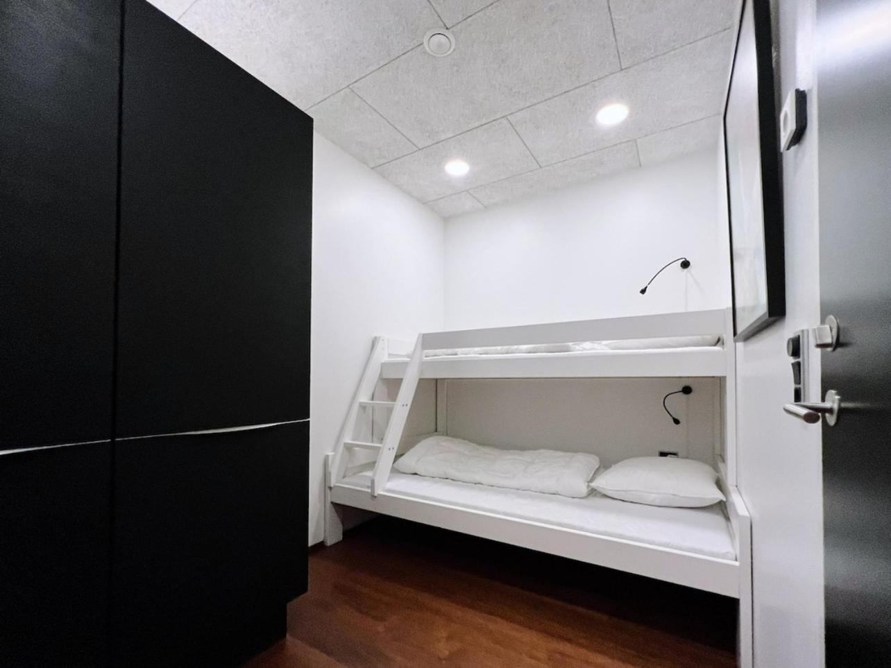 Stunning Ocean View Penthouse Apartment Oravik エクステリア 写真