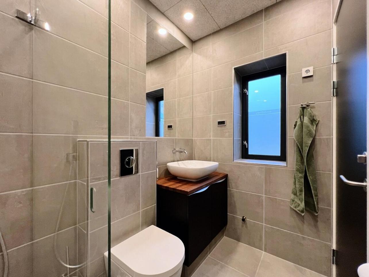 Stunning Ocean View Penthouse Apartment Oravik エクステリア 写真