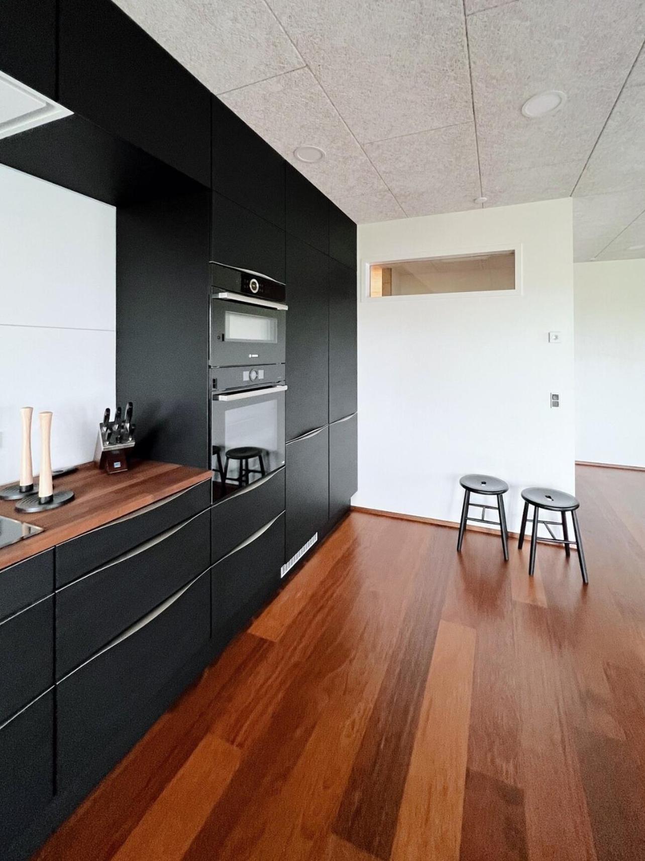 Stunning Ocean View Penthouse Apartment Oravik エクステリア 写真