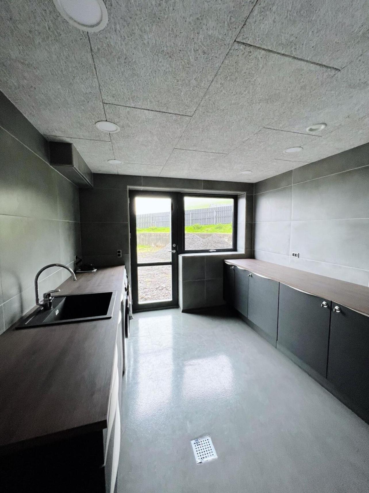 Stunning Ocean View Penthouse Apartment Oravik エクステリア 写真
